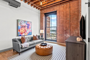 1BR DWTN Loft-Parking-WD-G209